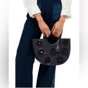 KATE SPADE ON PURPOSE FLORAL CIRCLE BLAZERBLUE FELT & PATENT LEATHER TOTE